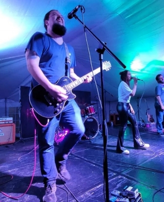 Guitar Teacher, Bass Guitar Teacher, Drum Teacher Brett