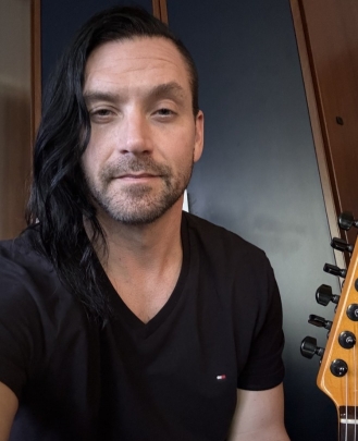 Guitar Teacher, Bass Guitar Teacher Gary