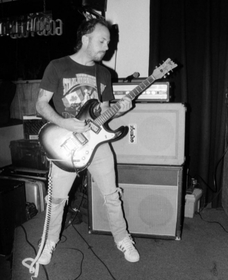 Guitar Teacher, Bass Guitar Teacher, Vocal Teacher, Keyboard + Piano Teacher Carter Luckfield