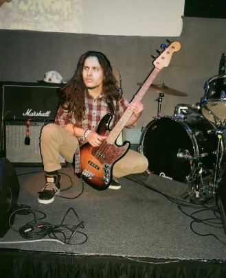 Guitar Teacher, Bass Guitar Teacher, Keyboard + Piano Teacher, Vocal Teacher Matthew