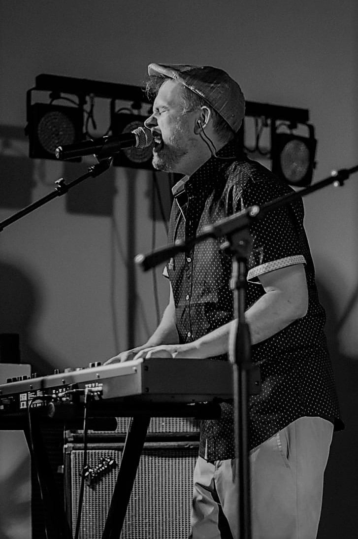 Guitar Teacher, Bass Guitar Teacher, Keyboard + Piano Teacher, Singing Teacher Matt Wright