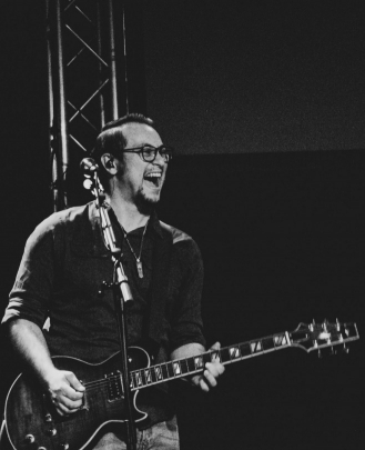 Vocals Teacher, Keyboard + Piano Teacher Talen Anderson