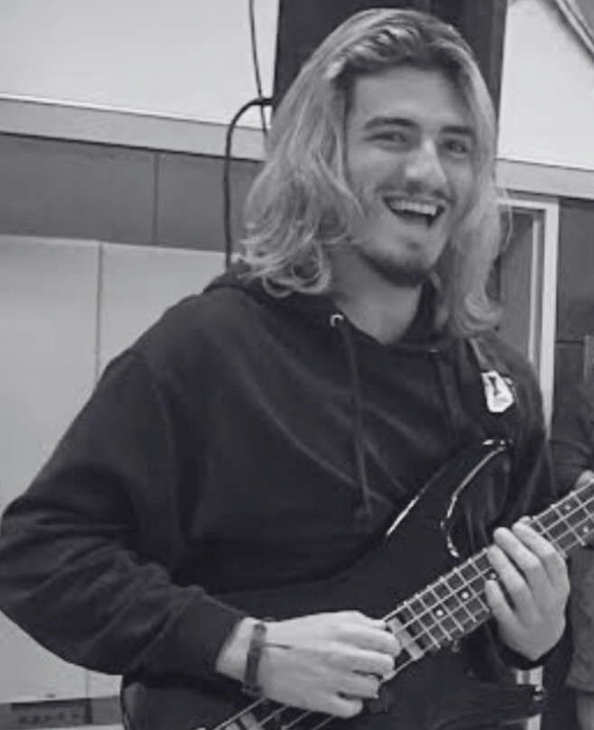 Bass Guitar Teacher, Guitar Teacher, Keyboard + Piano Teacher Hazel Gillmer