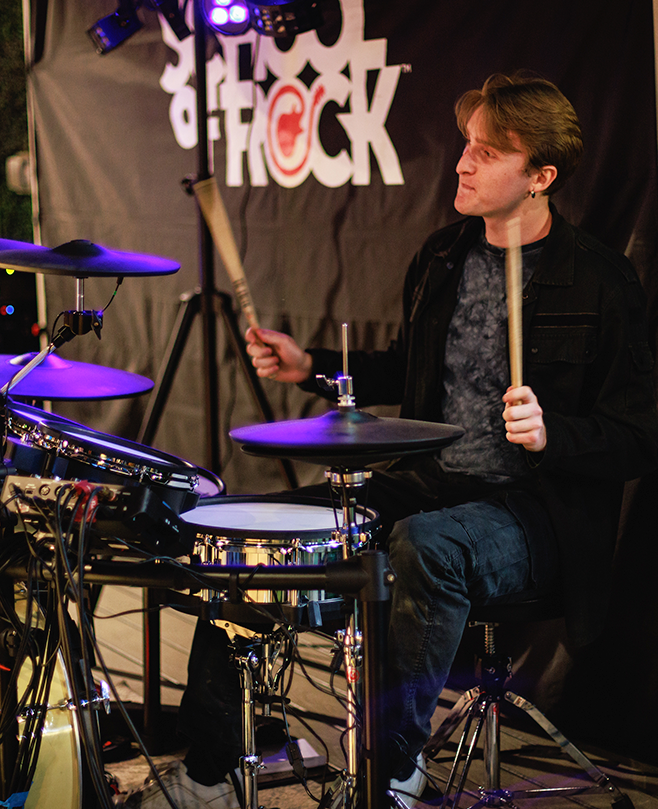 Drums Teacher, Bass Guitar Teacher, Guitar Teacher Eli