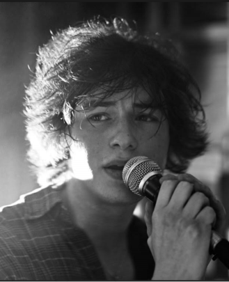 Vocal Teacher, Guitar Teacher, Keyboard + Piano Teacher Chris