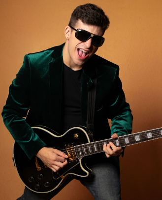 Guitar Teacher, Bass Guitar Teacher, Vocals Teacher, Keyboard + Piano Teacher Teacher Domino